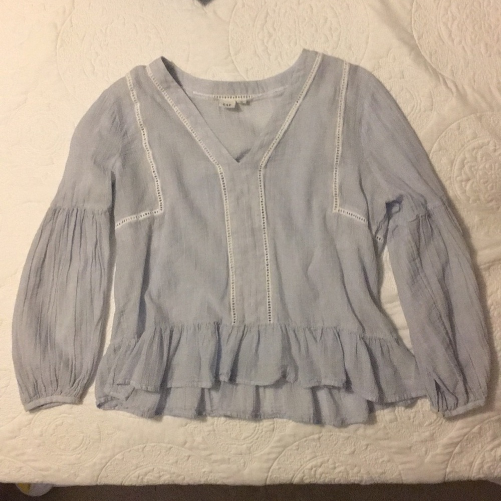 Adorable Gap Top